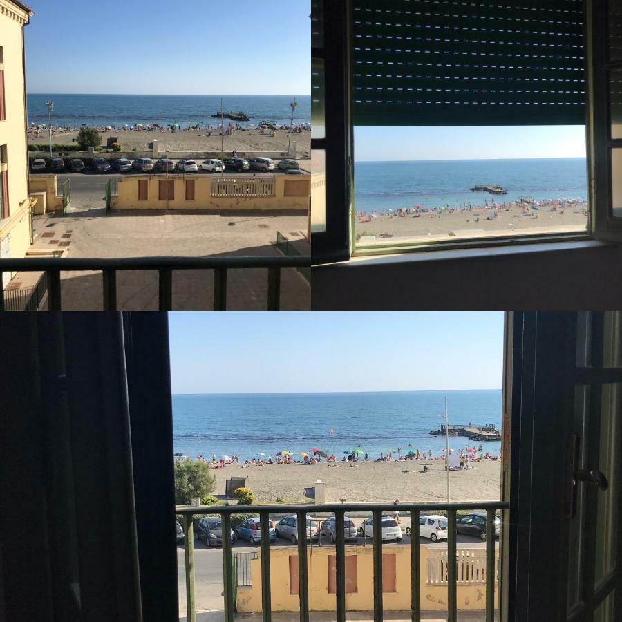 Litus Roma Hostel Lido di Ostia Eksteriør billede